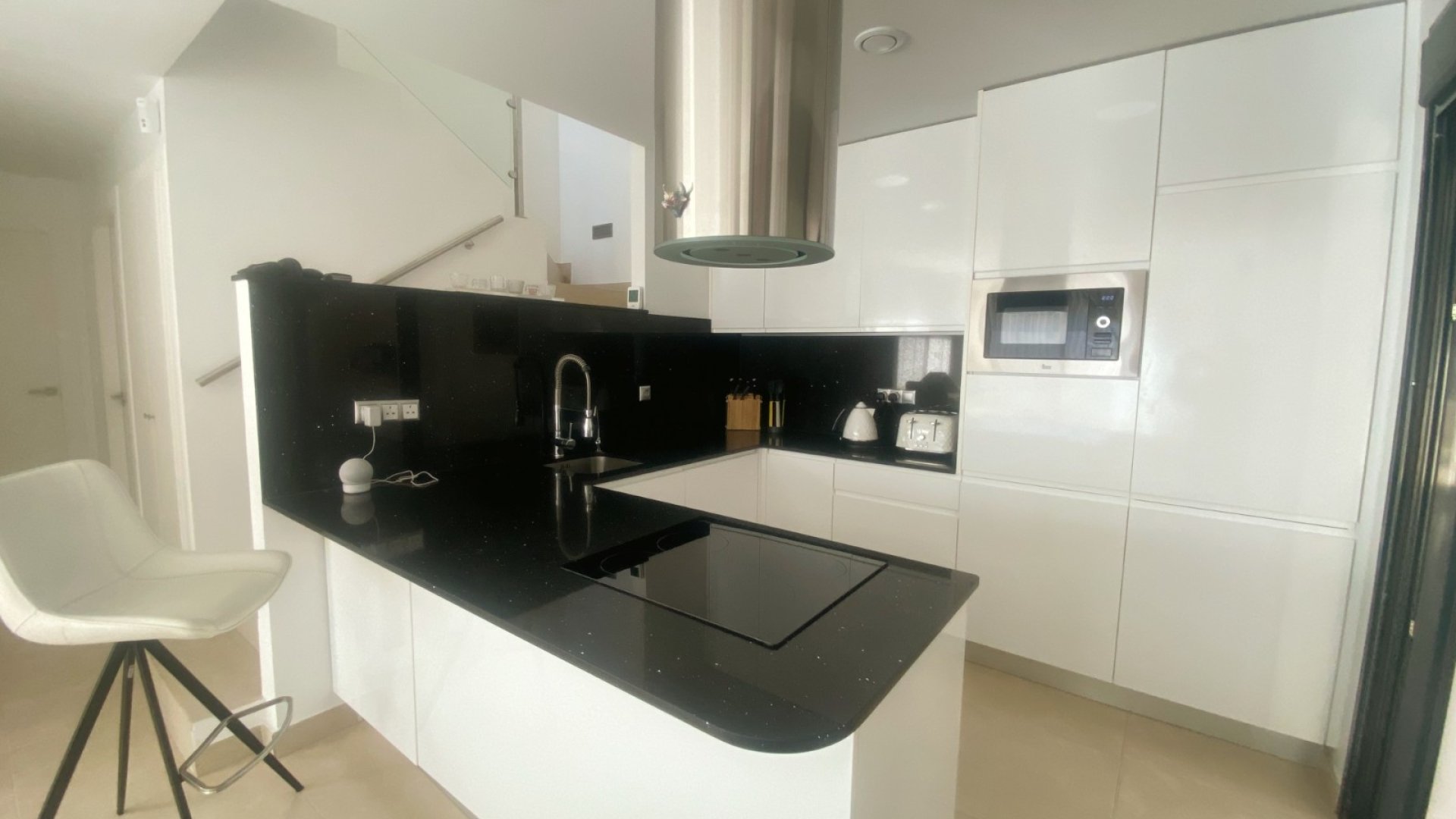 Reventa - Chalets -
Ciudad Quesada - Pueblo Bravo