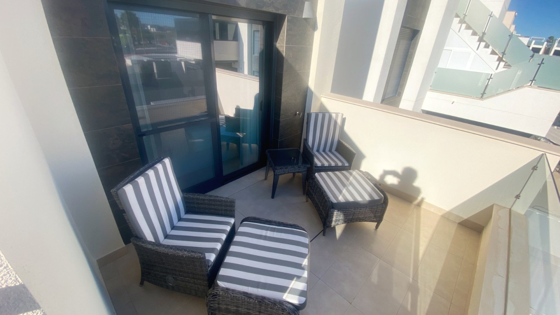 Reventa - Chalets -
Ciudad Quesada - Pueblo Bravo