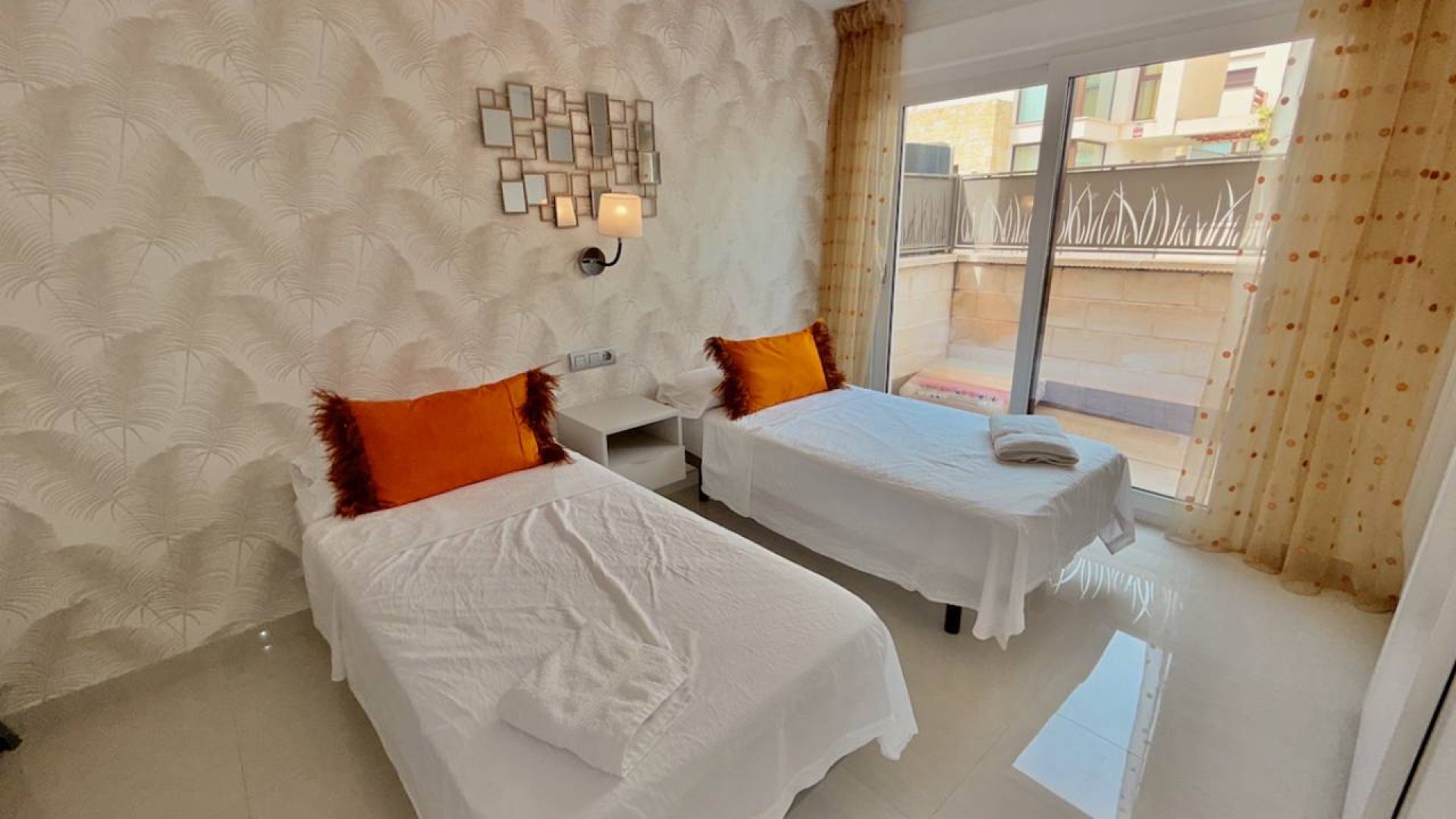 Reventa - Chalets -
Ciudad Quesada - Pueblo Bravo