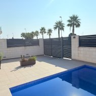Reventa - Chalets -
Ciudad Quesada - Pueblo Bravo