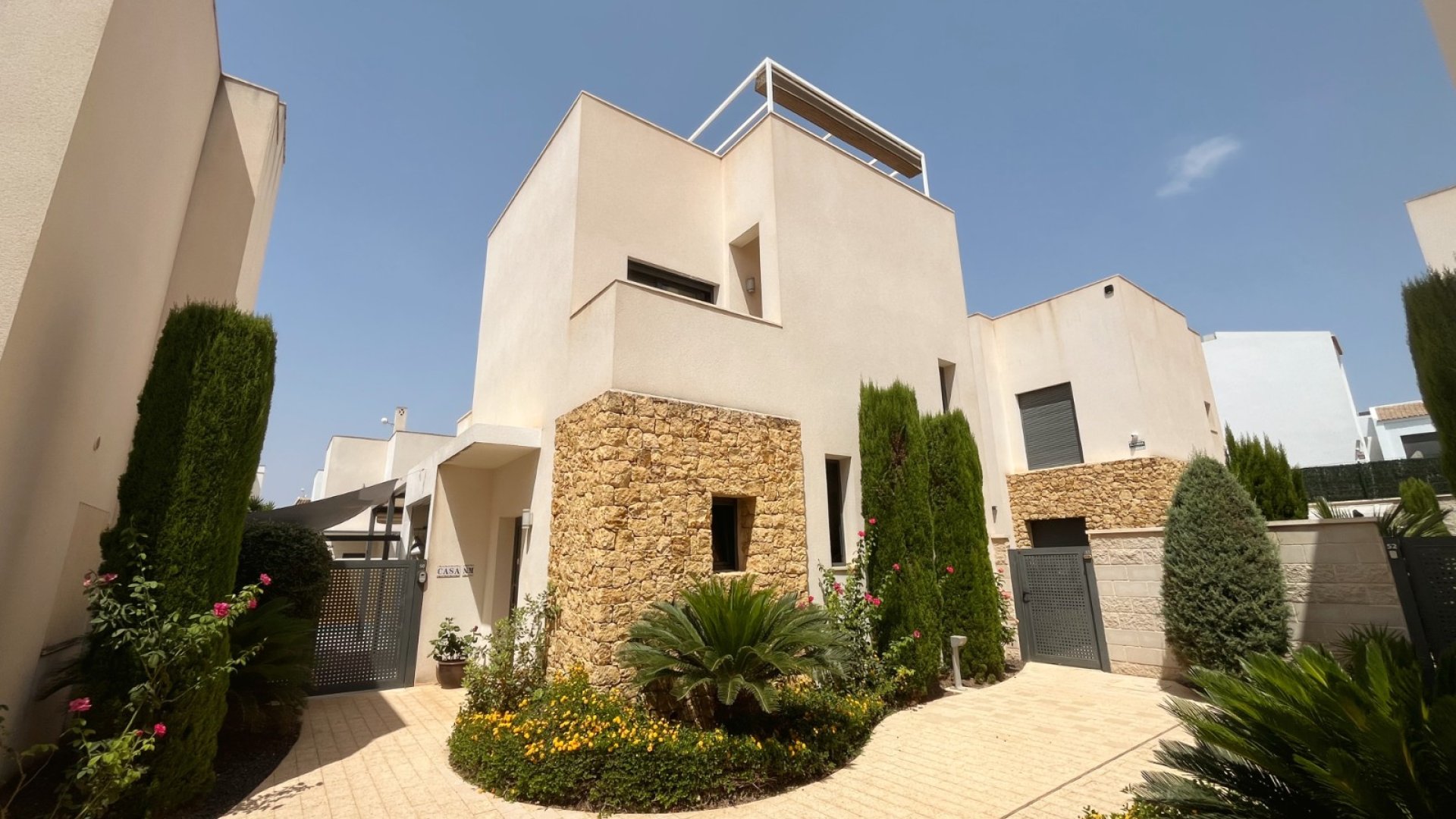 Reventa - Chalets -
Ciudad Quesada - Pueblo Bravo