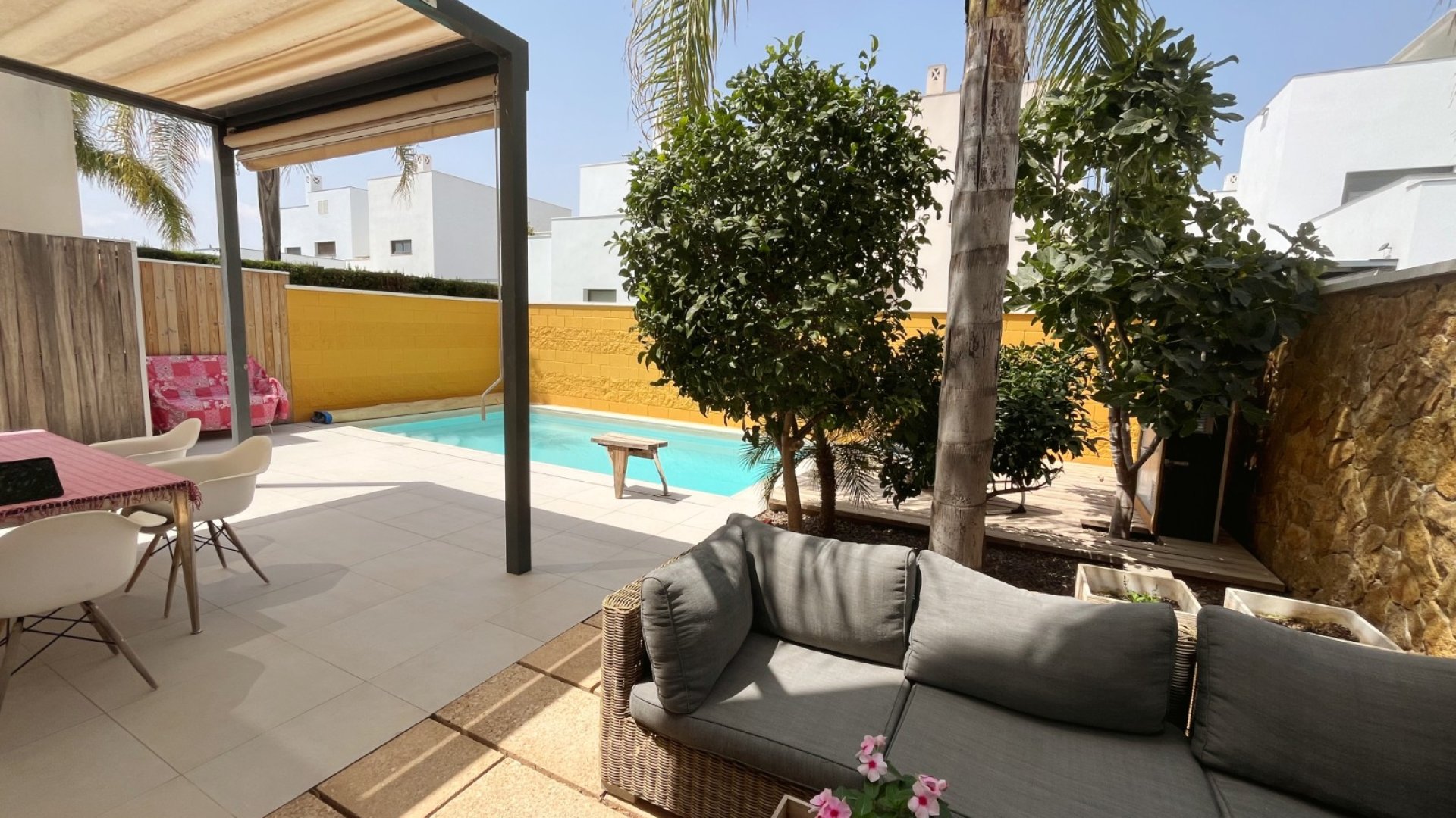 Reventa - Chalets -
Ciudad Quesada - Pueblo Bravo