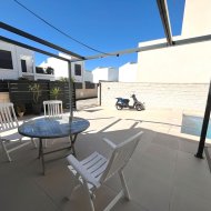 Reventa - Chalets -
Ciudad Quesada - Pueblo Bravo