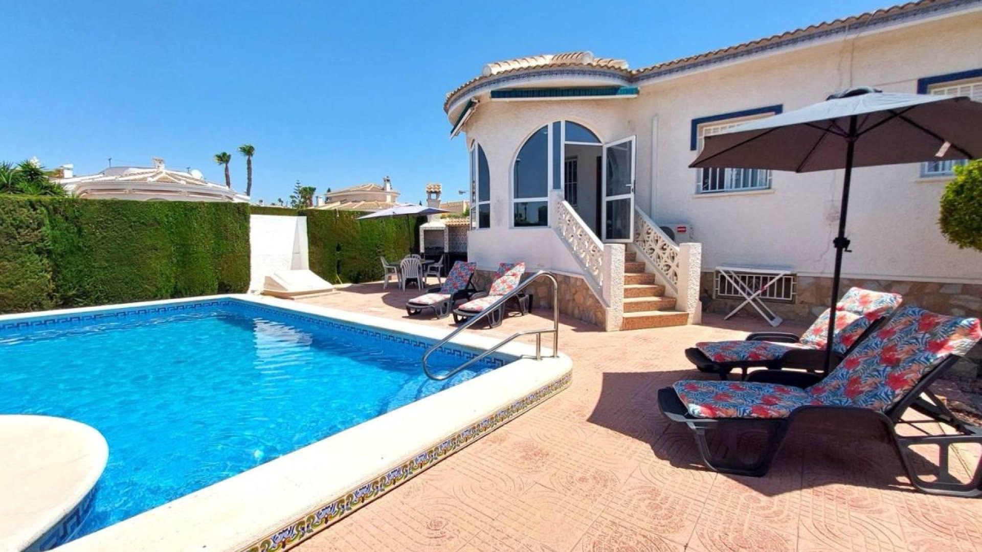 Reventa - Chalets -
Ciudad Quesada - Pueblo Bravo