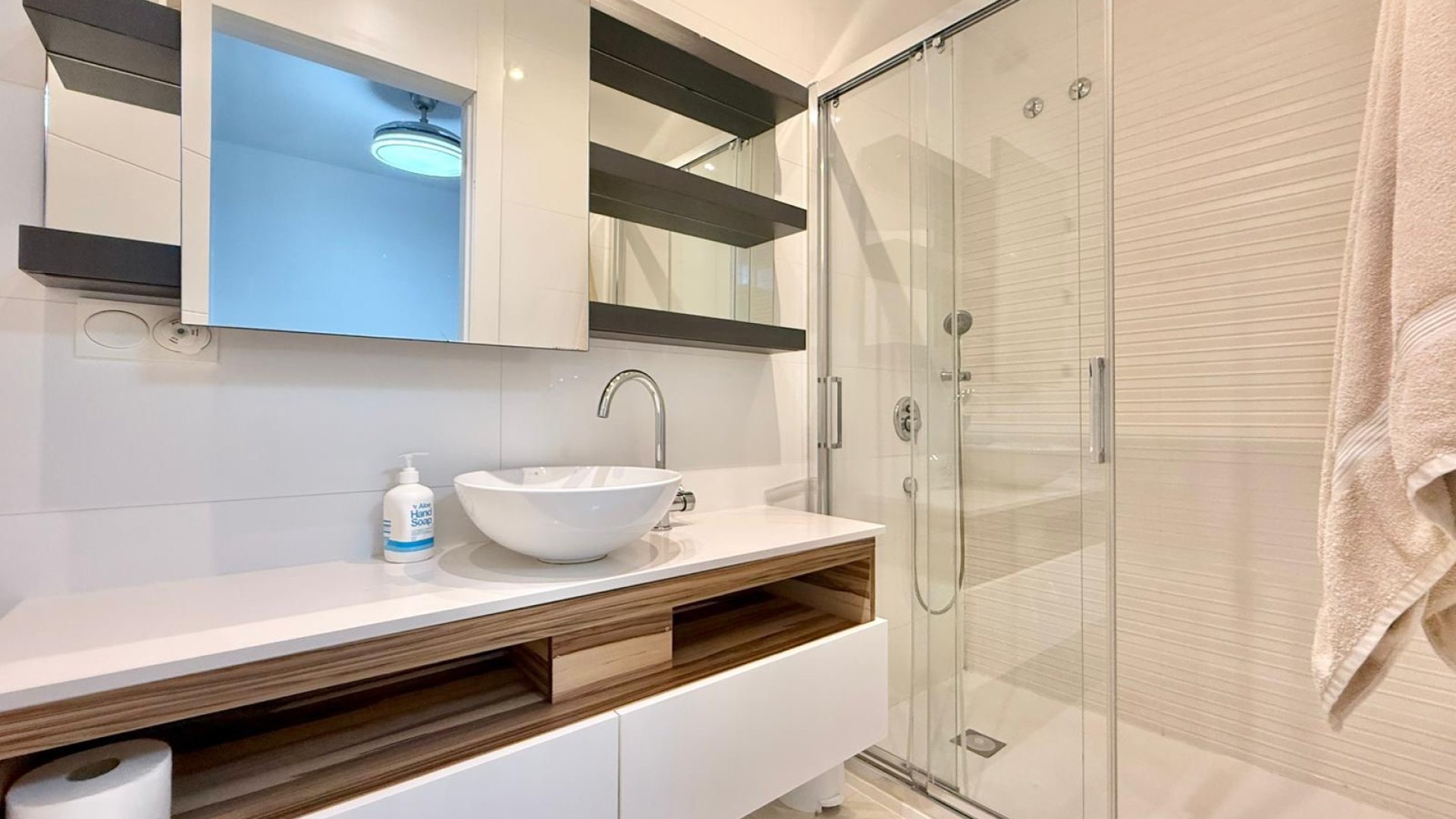 Reventa - Chalets -
Ciudad Quesada - Pueblo Bravo