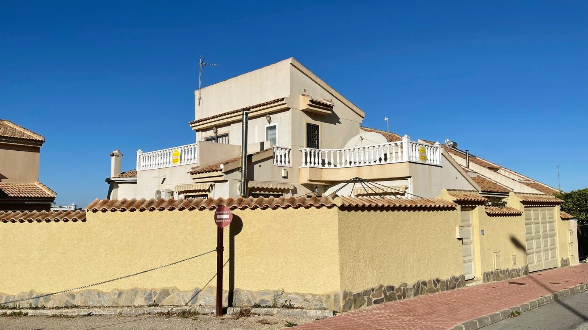 Reventa - Chalets -
Ciudad Quesada - Rojales