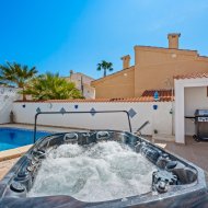 Reventa - Chalets -
Ciudad Quesada - Rojales