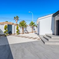 Reventa - Chalets -
Ciudad Quesada - Rojales