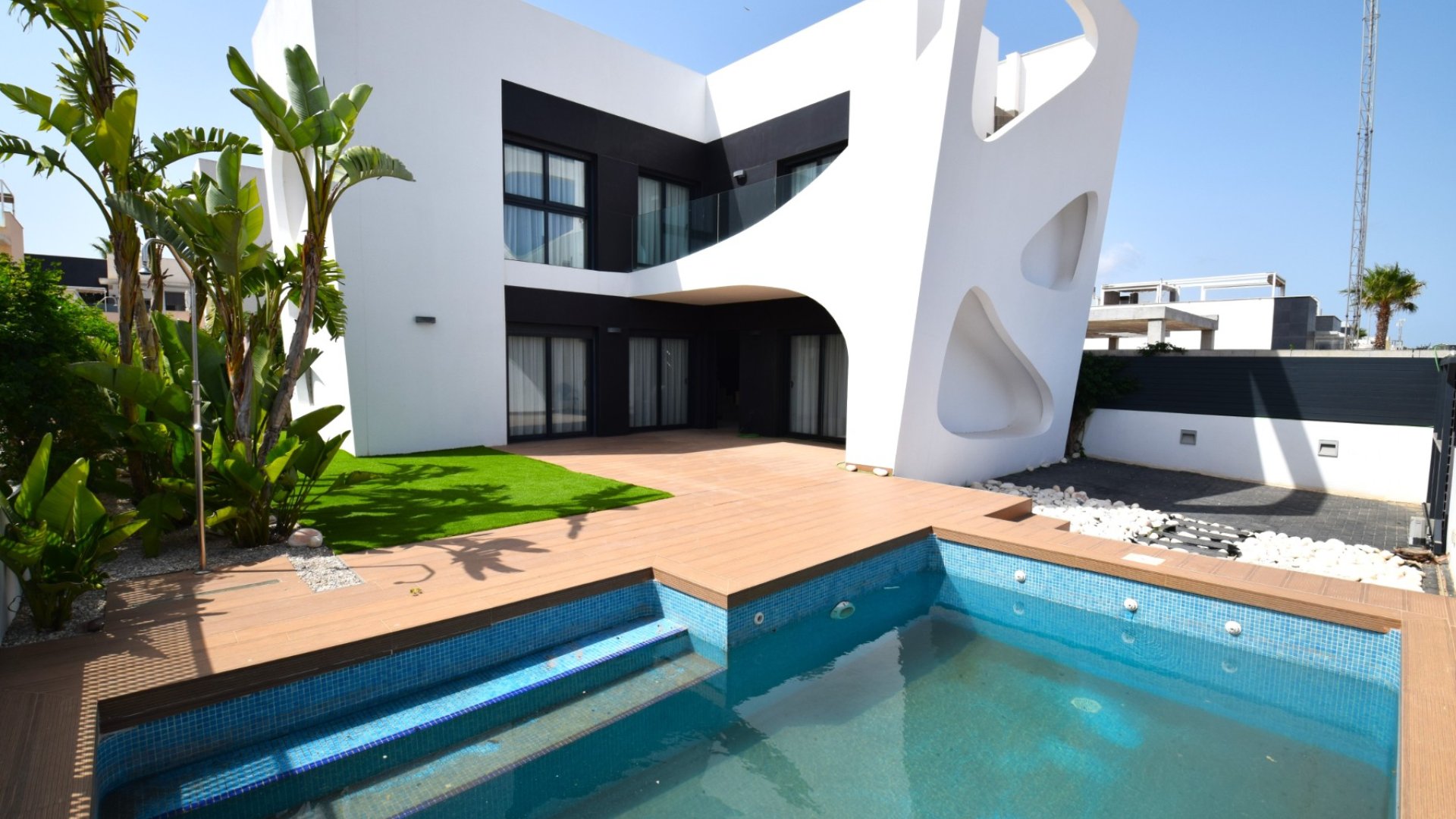 Reventa - Chalets -
Ciudad Quesada - Rojales