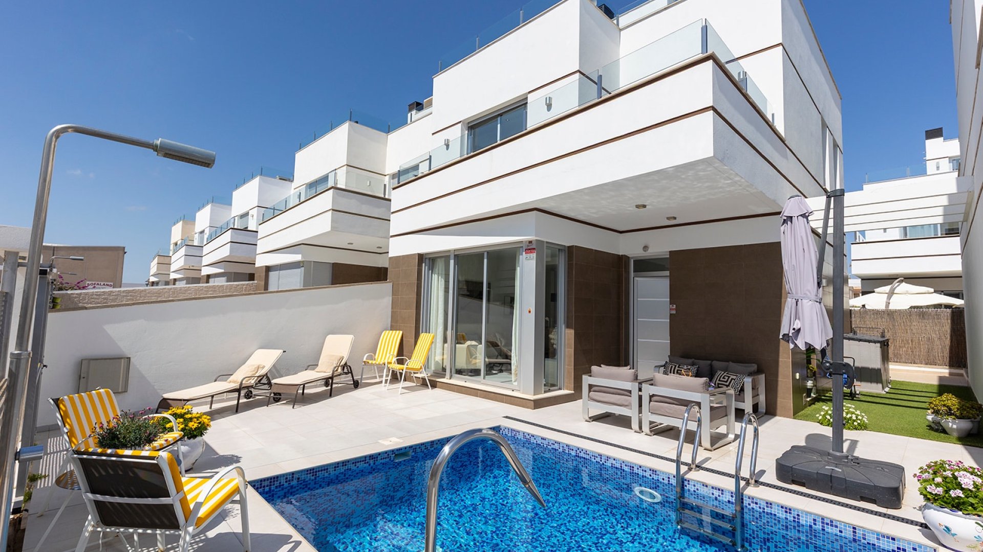 Reventa - Chalets -
Ciudad Quesada - Rojales