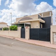 Reventa - Chalets -
Ciudad Quesada - Rojales
