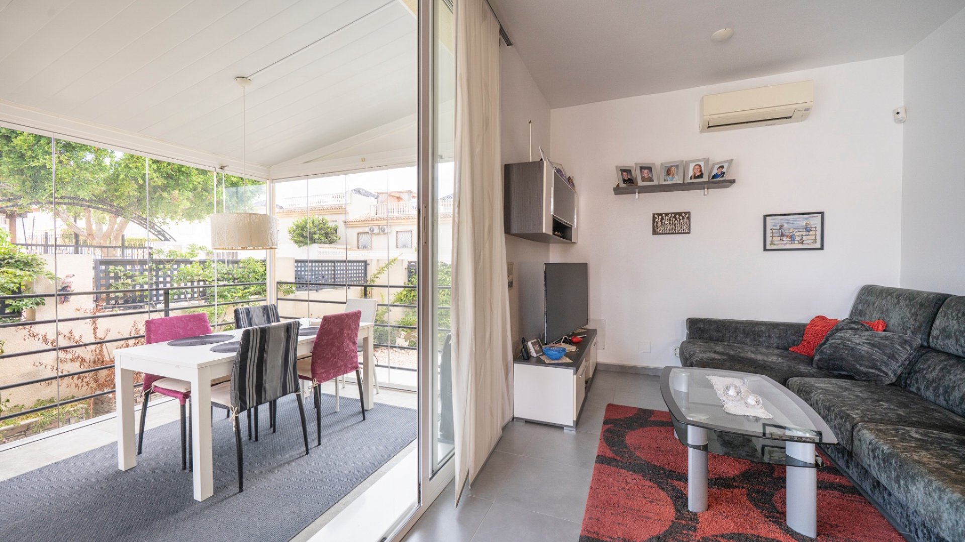 Reventa - Chalets -
Ciudad Quesada - Rojales