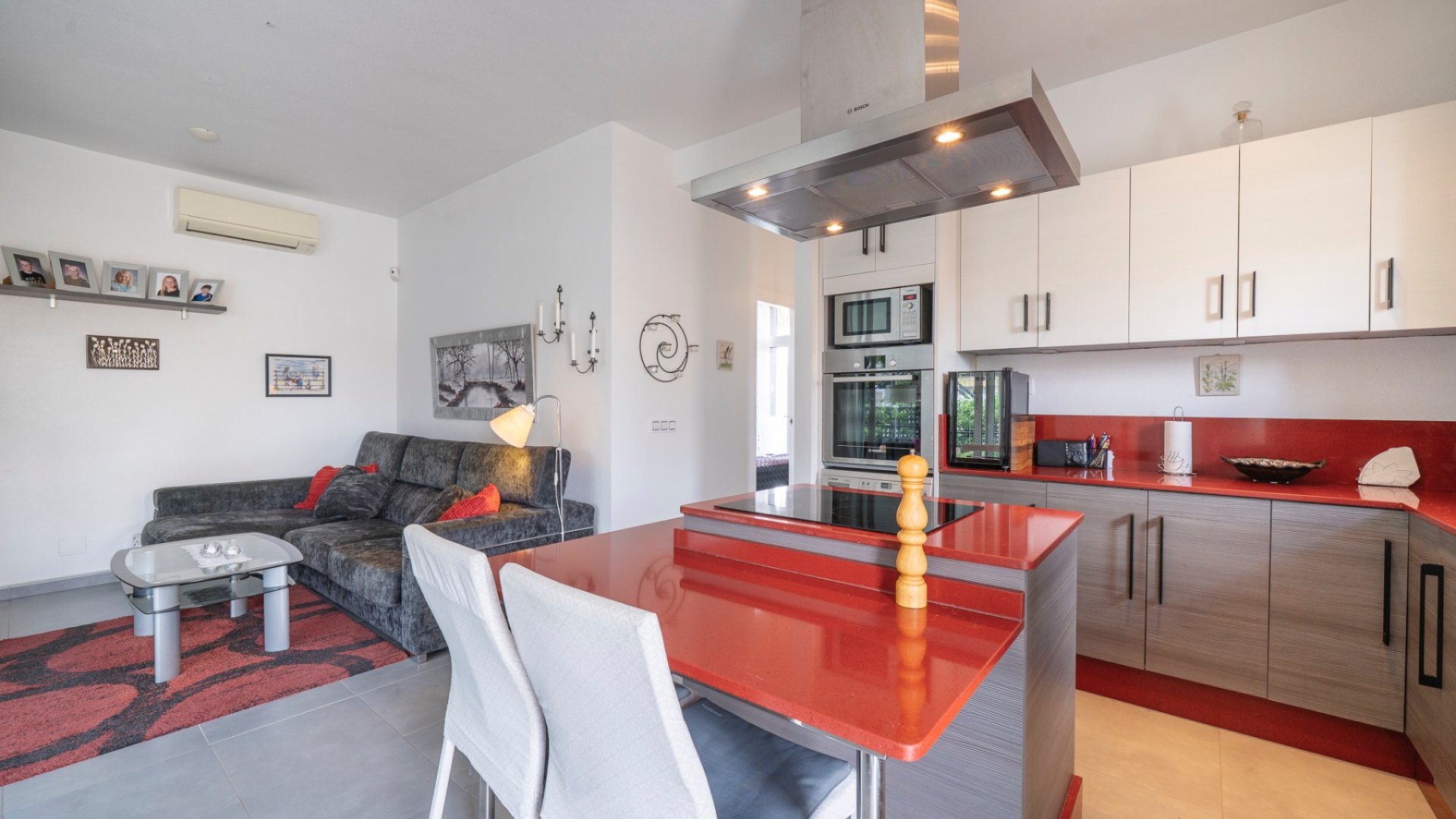 Reventa - Chalets -
Ciudad Quesada - Rojales