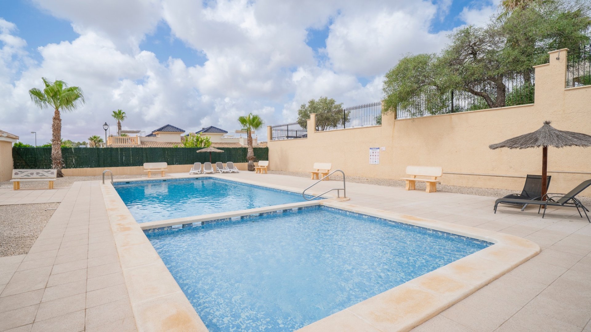 Reventa - Chalets -
Ciudad Quesada - Rojales