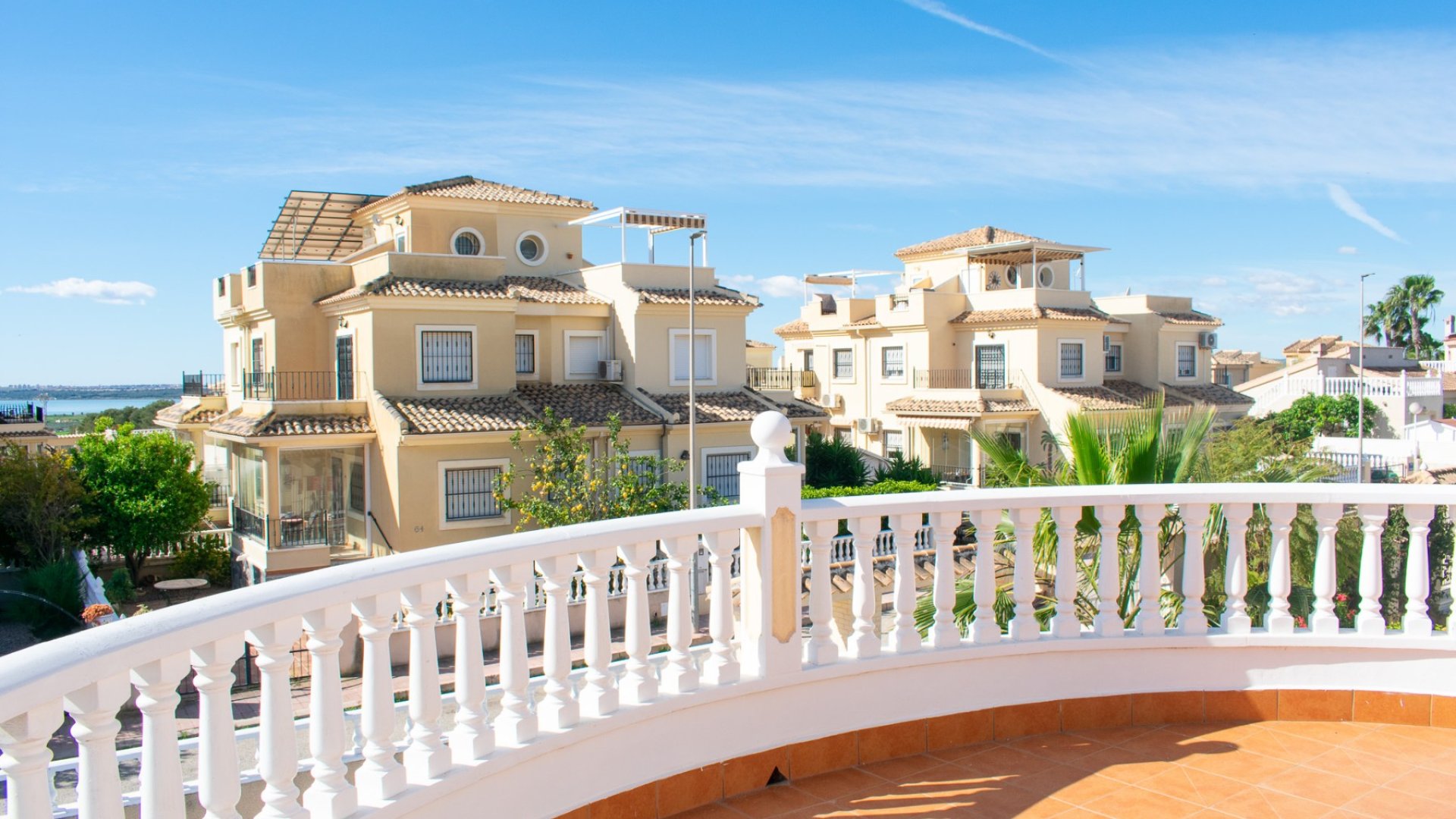 Reventa - Chalets -
Ciudad Quesada - Urbanizaciones
