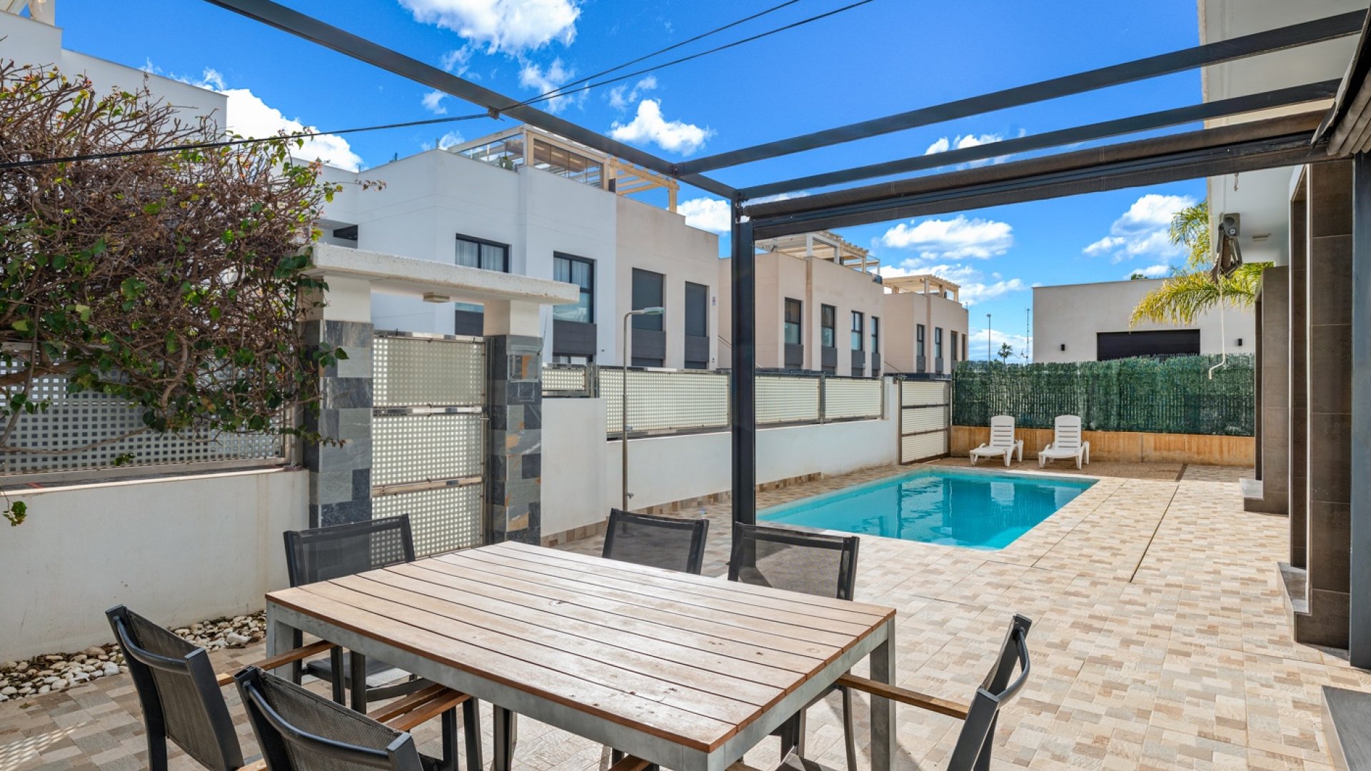 Reventa - Chalets -
Ciudad Quesada