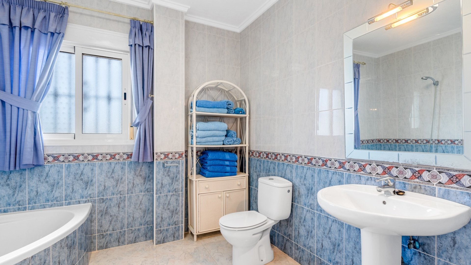 Reventa - Chalets -
Ciudad Quesada