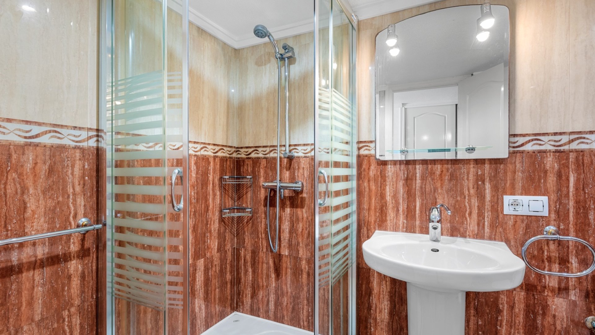 Reventa - Chalets -
Ciudad Quesada