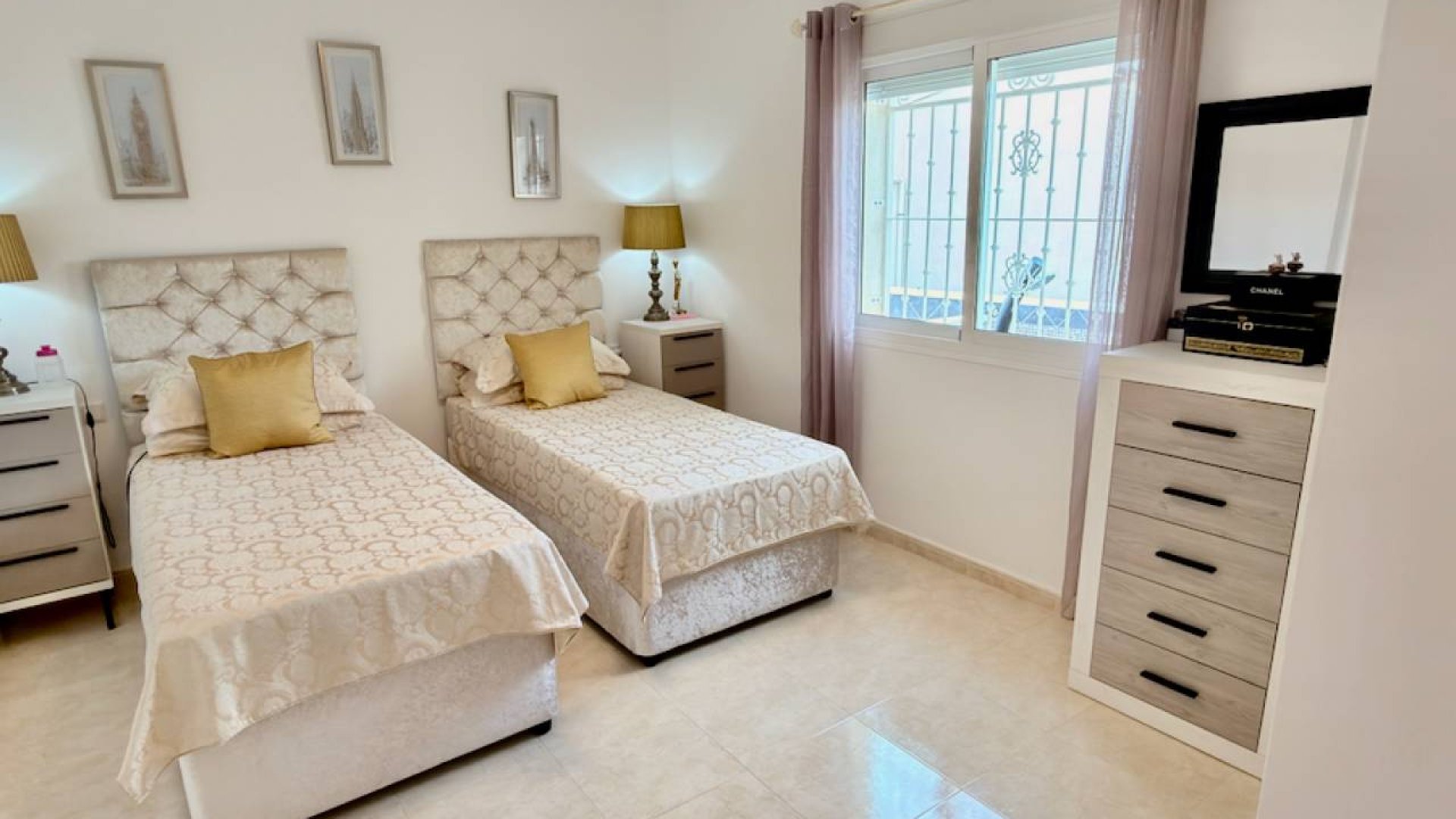 Reventa - Chalets -
Ciudad Quesada