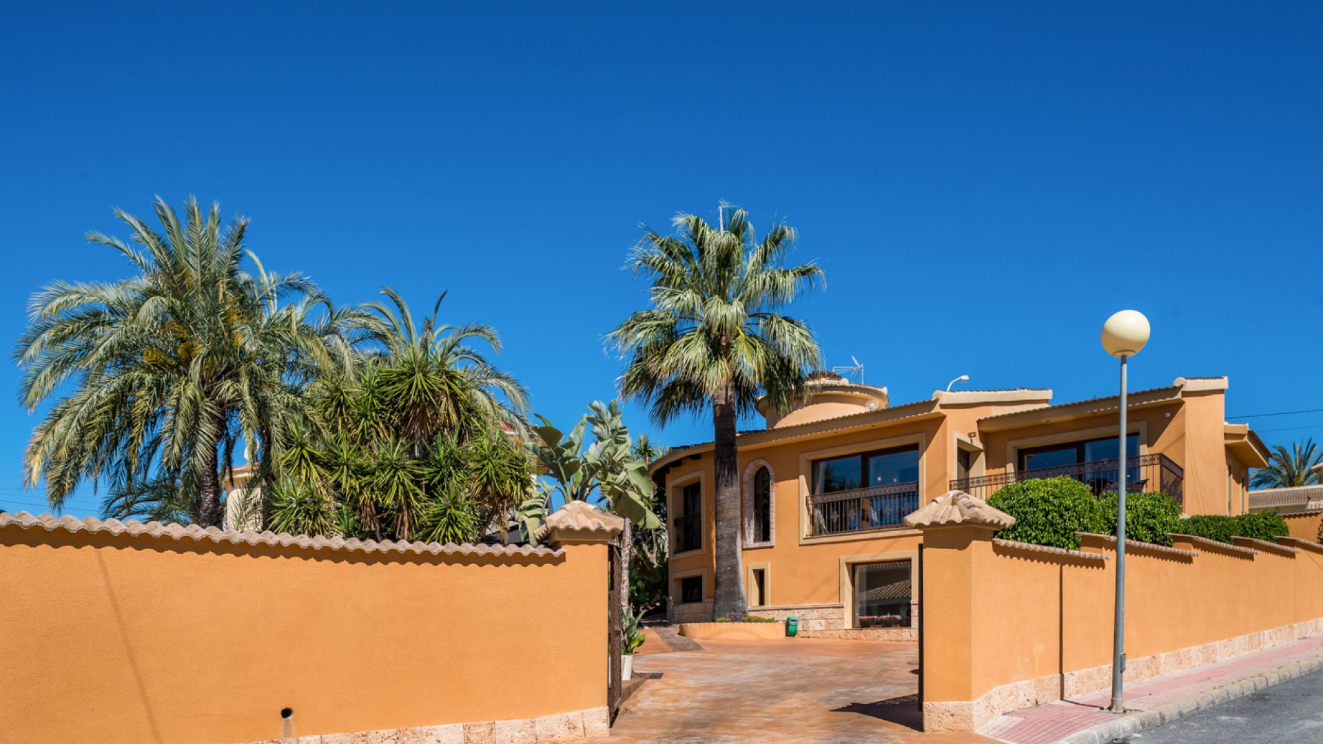 Reventa - Chalets -
Ciudad Quesada