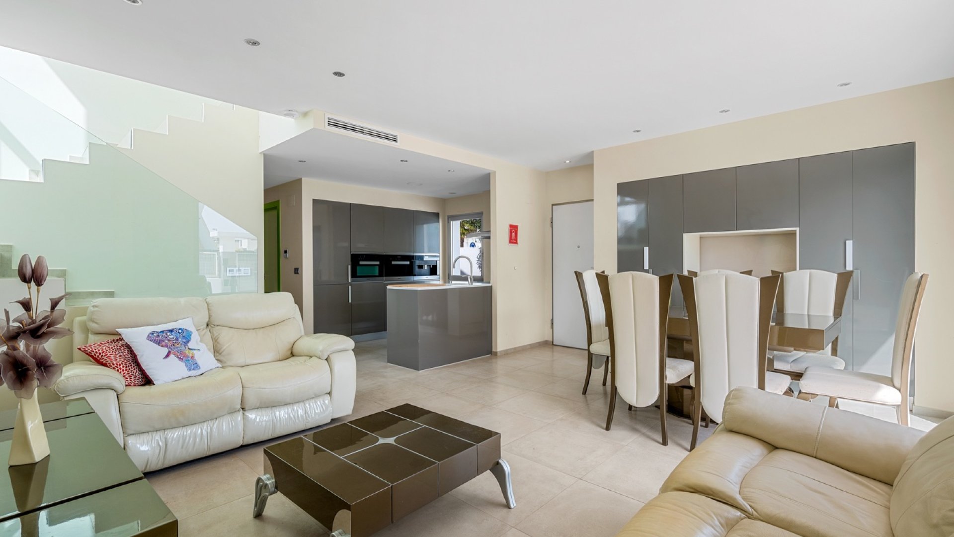 Reventa - Chalets -
Ciudad Quesada