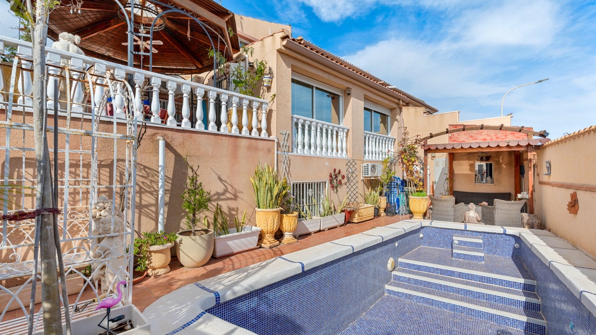 Reventa - Chalets -
Ciudad Quesada