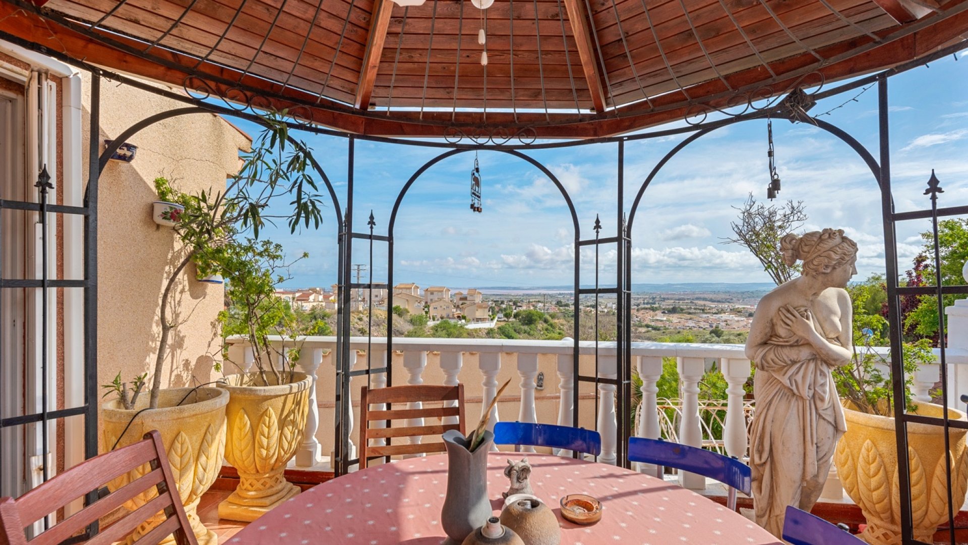 Reventa - Chalets -
Ciudad Quesada