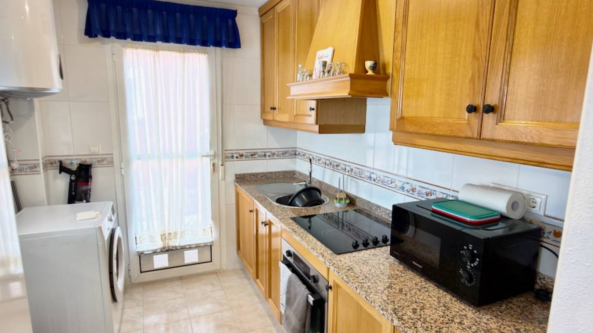 Reventa - Chalets -
Daya Nueva