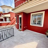 Reventa - Chalets -
Daya Nueva