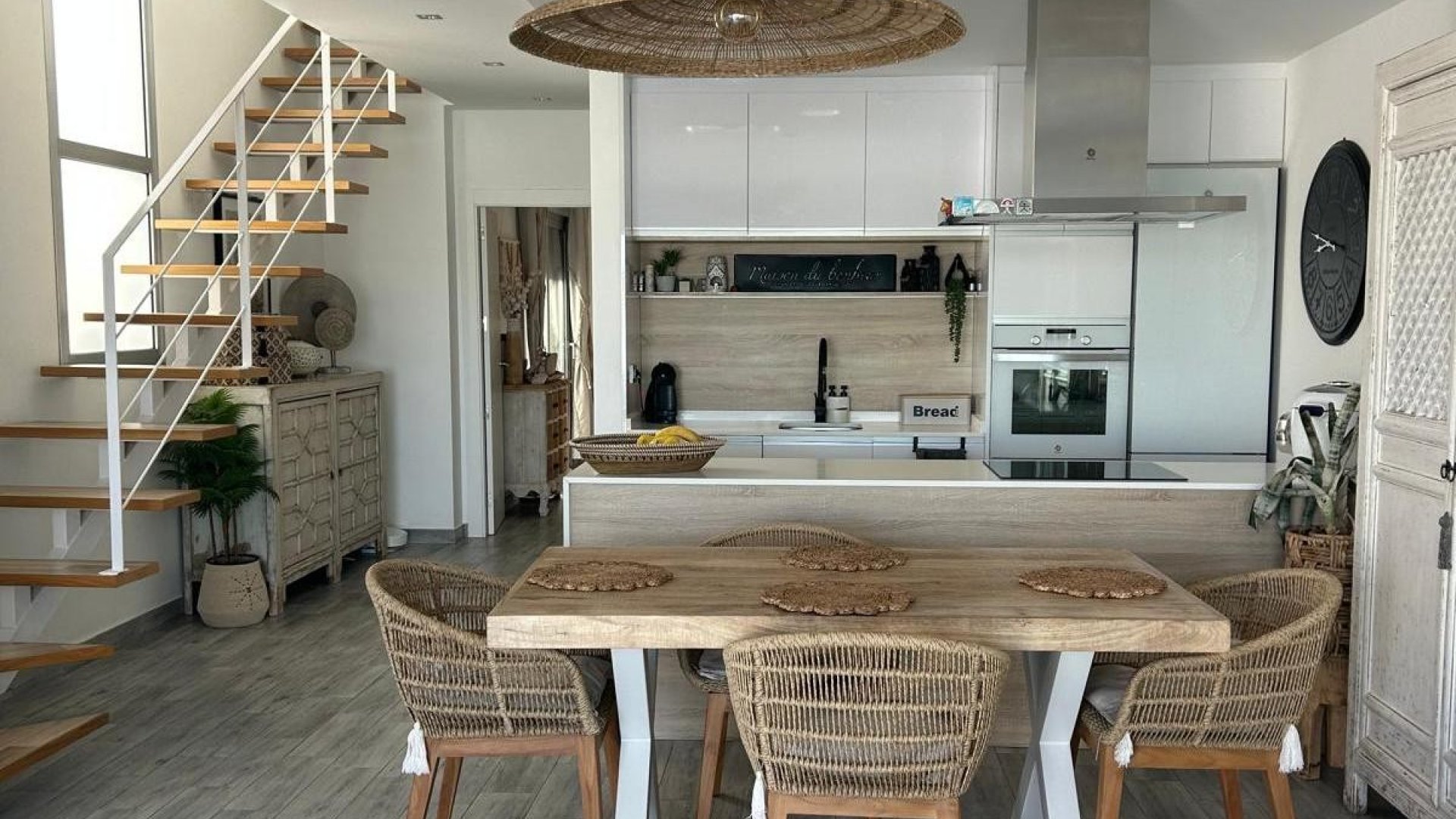 Reventa - Chalets -
Daya Vieja - Costa Blanca