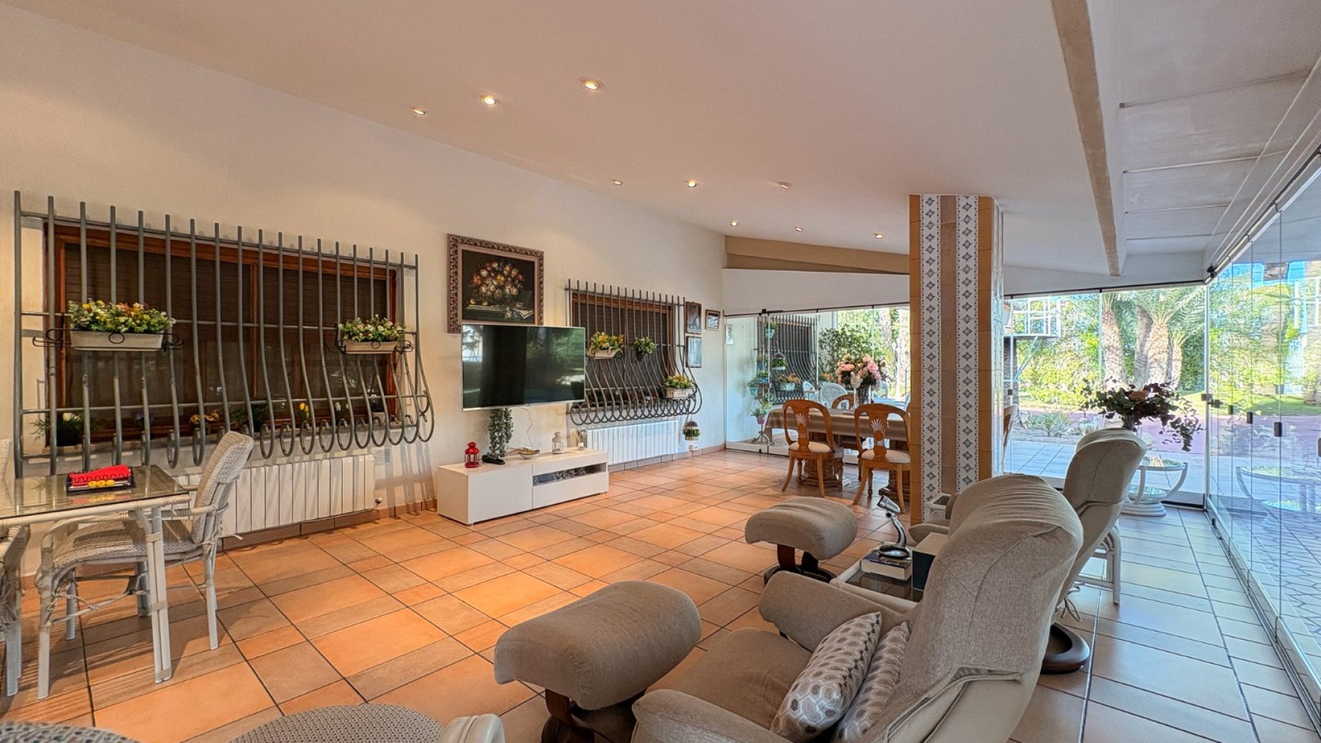 Reventa - Chalets -
Elche - Altzabares Alto