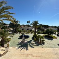 Reventa - Chalets -
Elche - Valverde