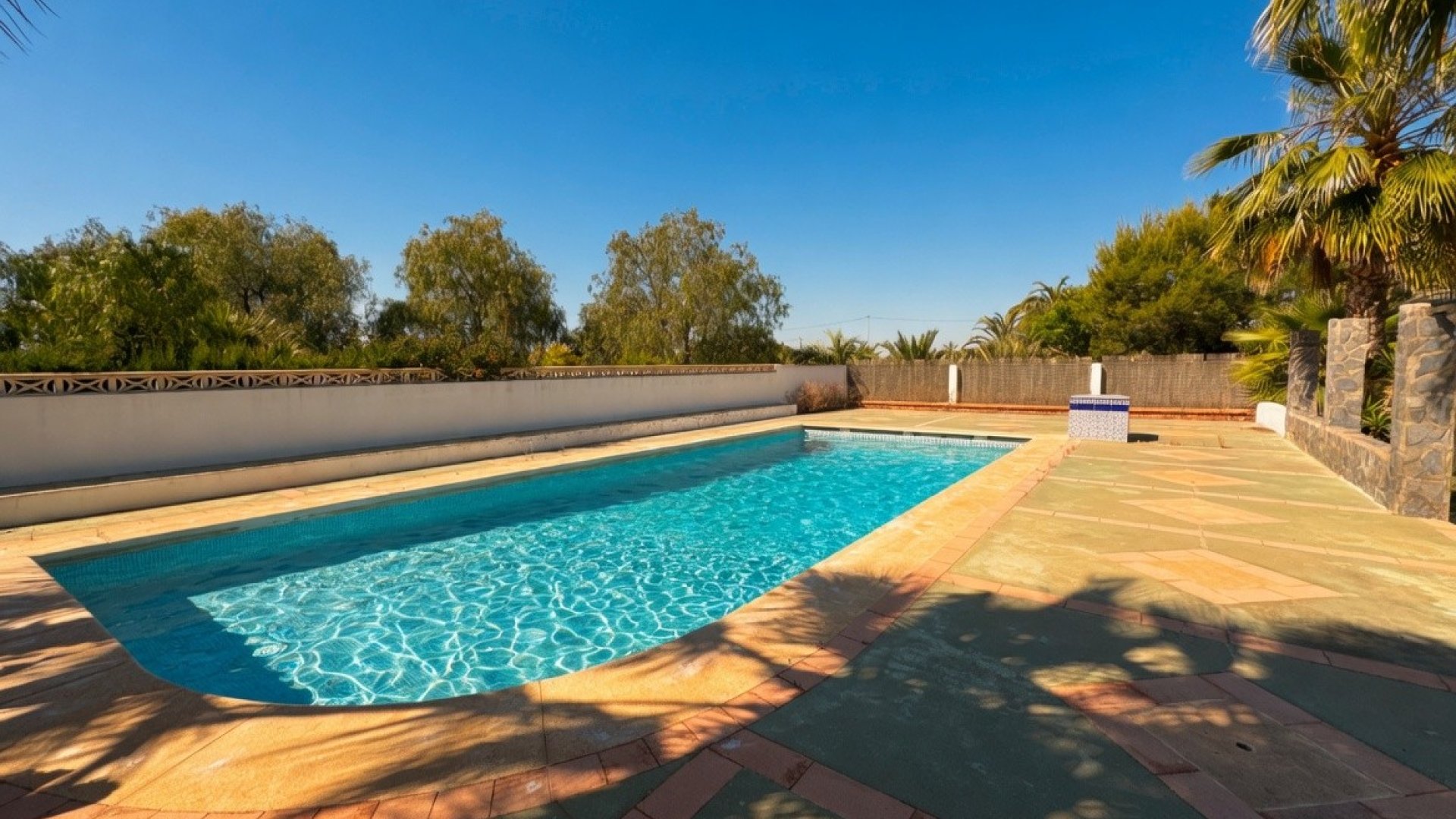Reventa - Chalets -
Elche - Valverde