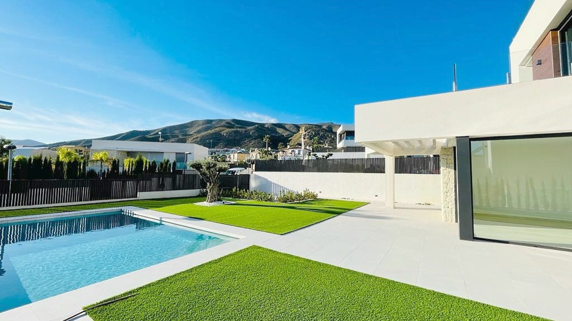 Reventa - Chalets -
Finestrat - Sierra Cortina