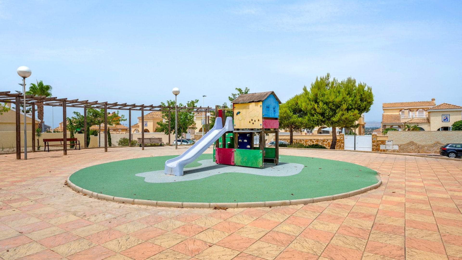Reventa - Chalets -
Gran Alacant - Costa Blanca