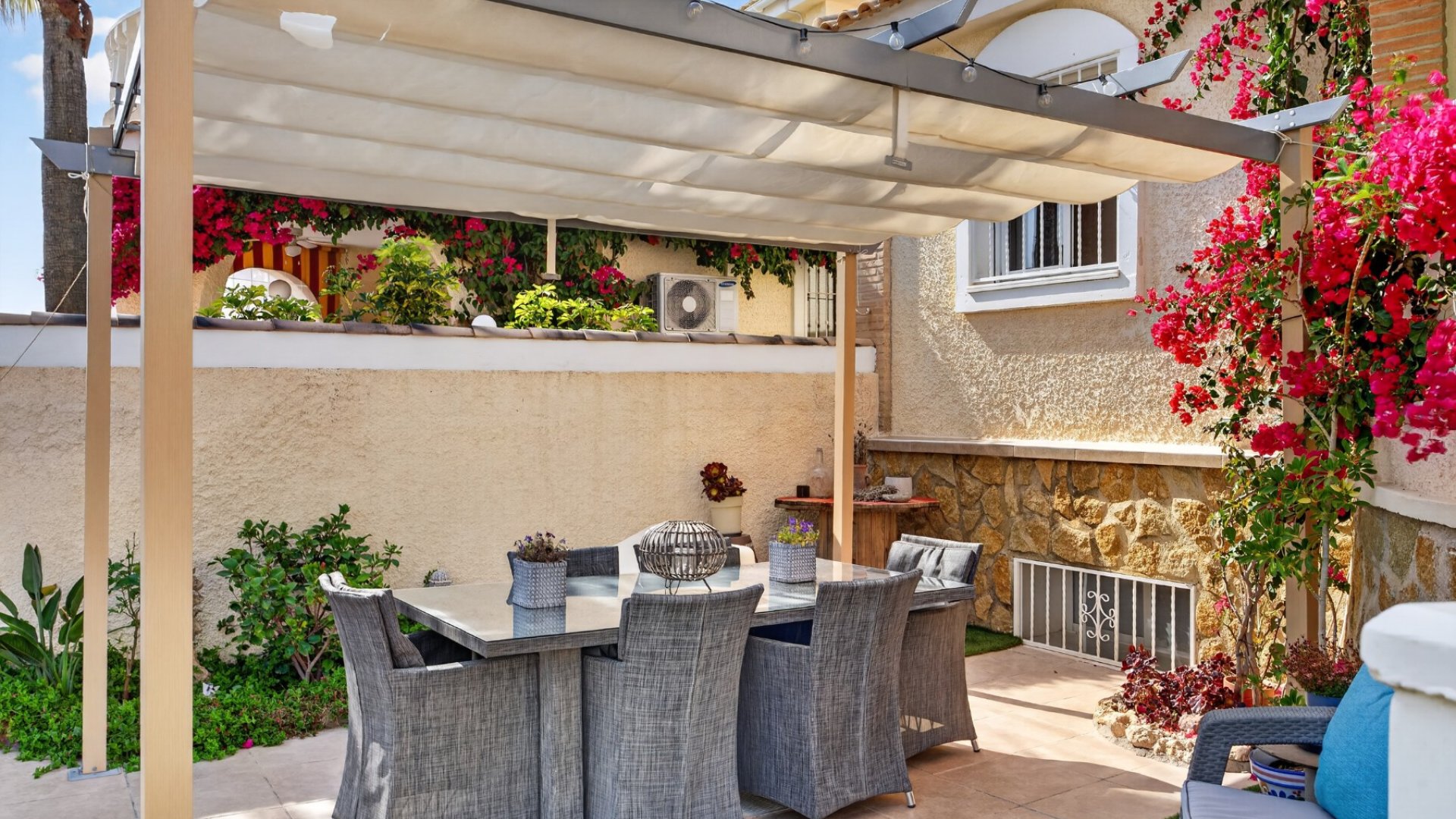 Reventa - Chalets -
Gran Alacant - Monte y Mar