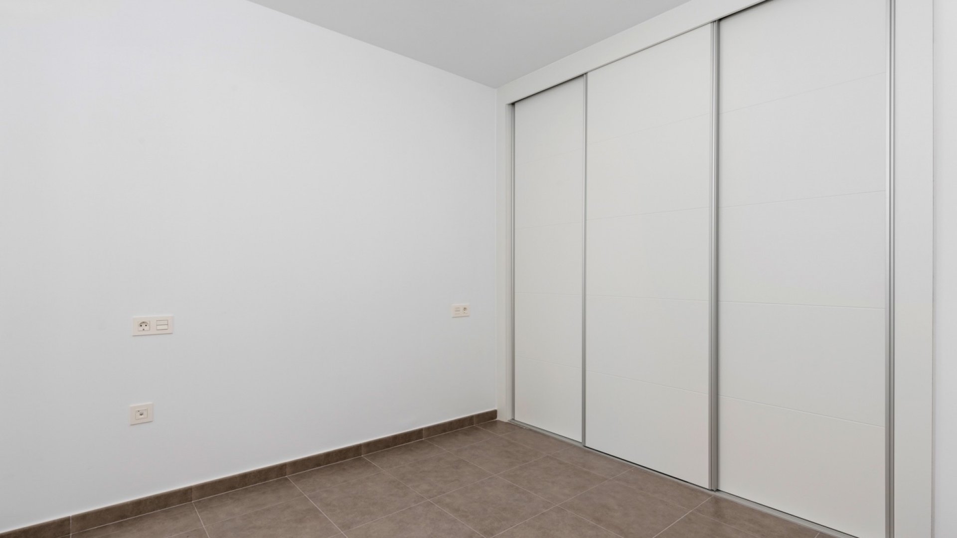 Reventa - Chalets -
Gran Alacant