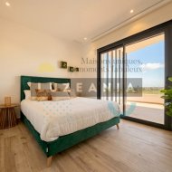 Reventa - Chalets -
Guardamar del Segura - El Moncayo