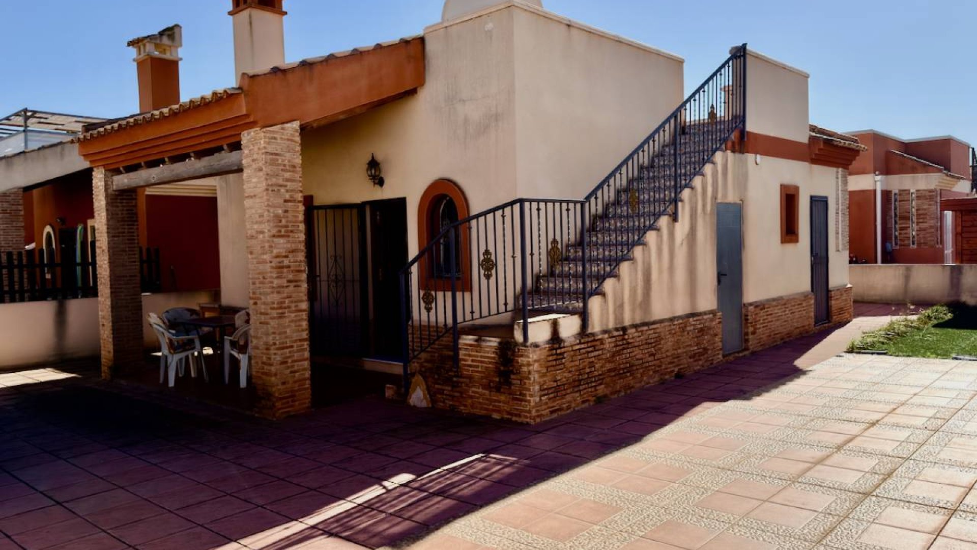 Reventa - Chalets -
Guardamar del Segura - El Raso