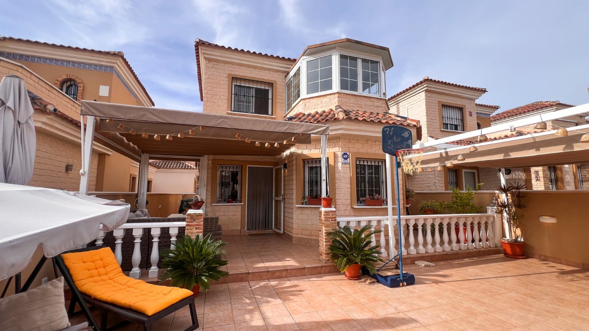 Reventa - Chalets -
Guardamar del Segura - El Raso