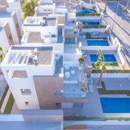Reventa - Chalets -
Guardamar del Segura - El Raso