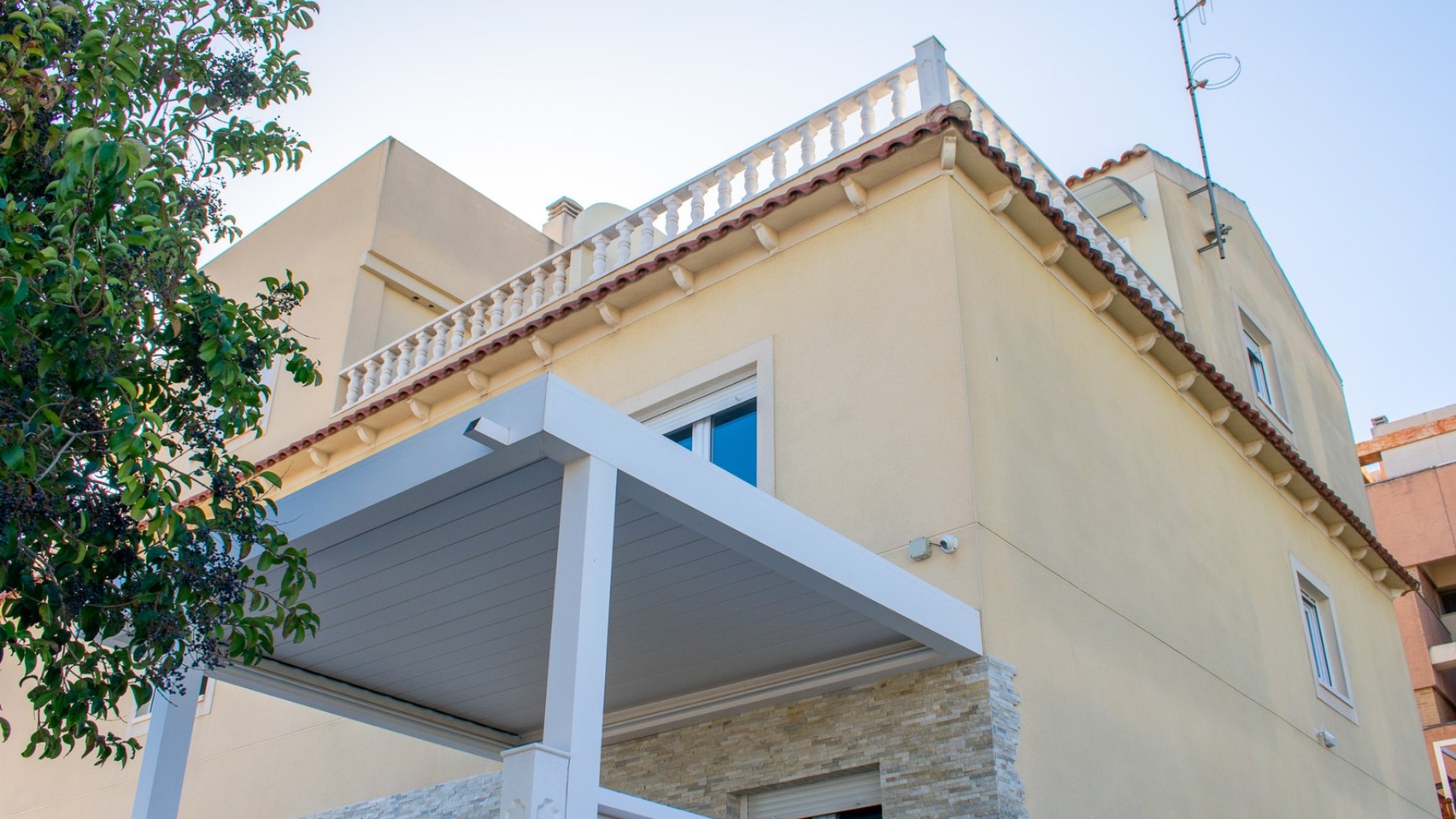 Reventa - Chalets -
Guardamar del Segura - Urbanizaciones