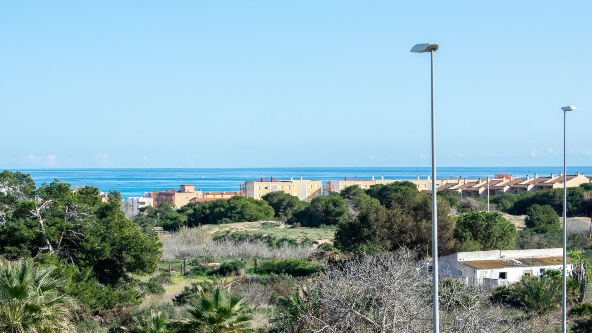 Reventa - Chalets -
Guardamar del Segura - Urbanizaciones