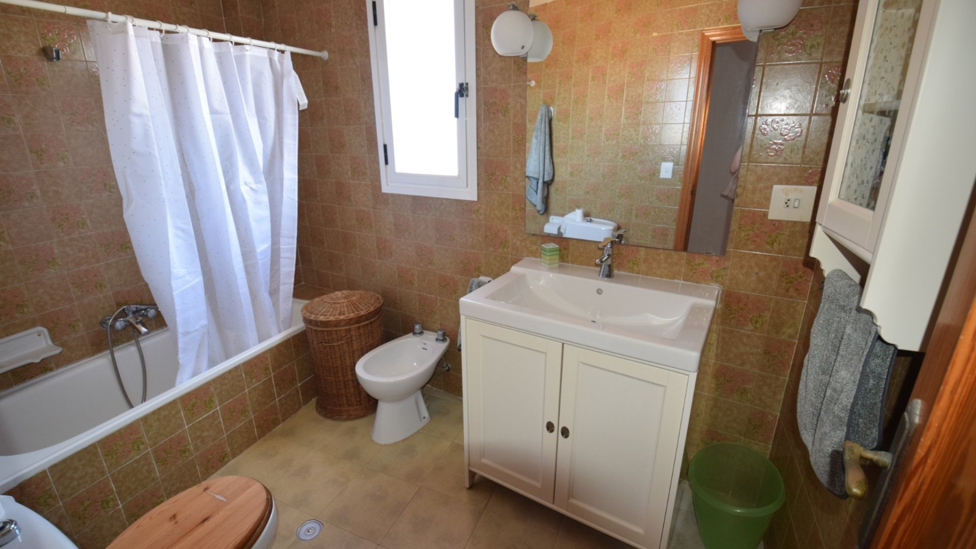 Reventa - Chalets -
Guardamar del Segura