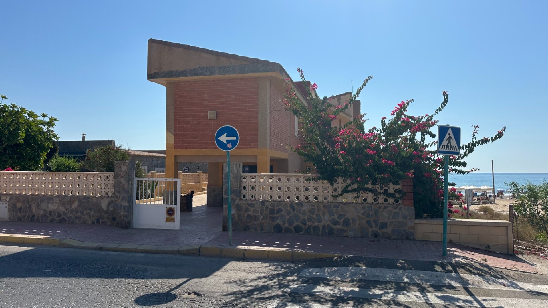 Reventa - Chalets -
Guardamar del Segura