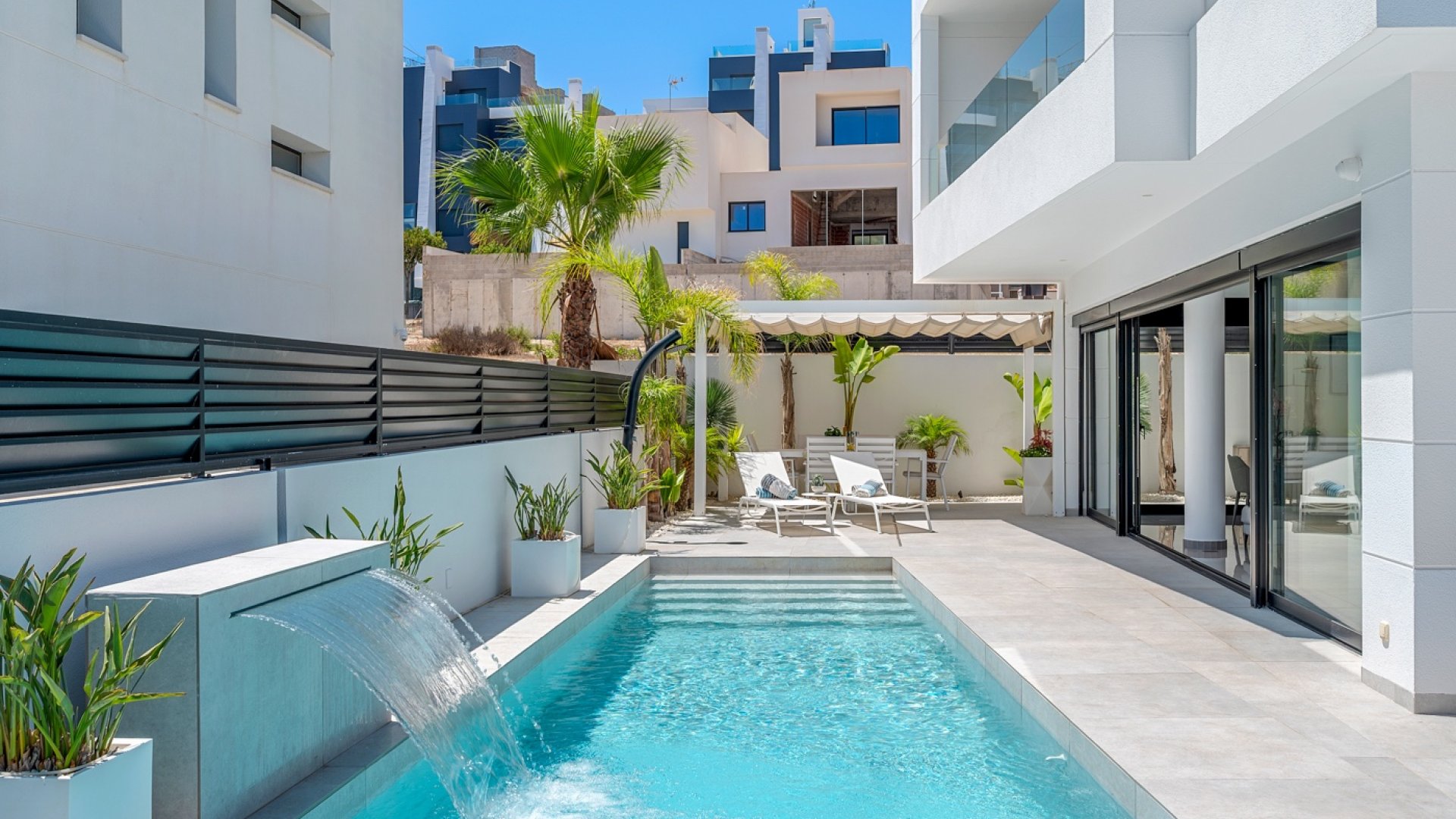 Reventa - Chalets -
Guardamar del Segura