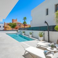 Reventa - Chalets -
Guardamar del Segura