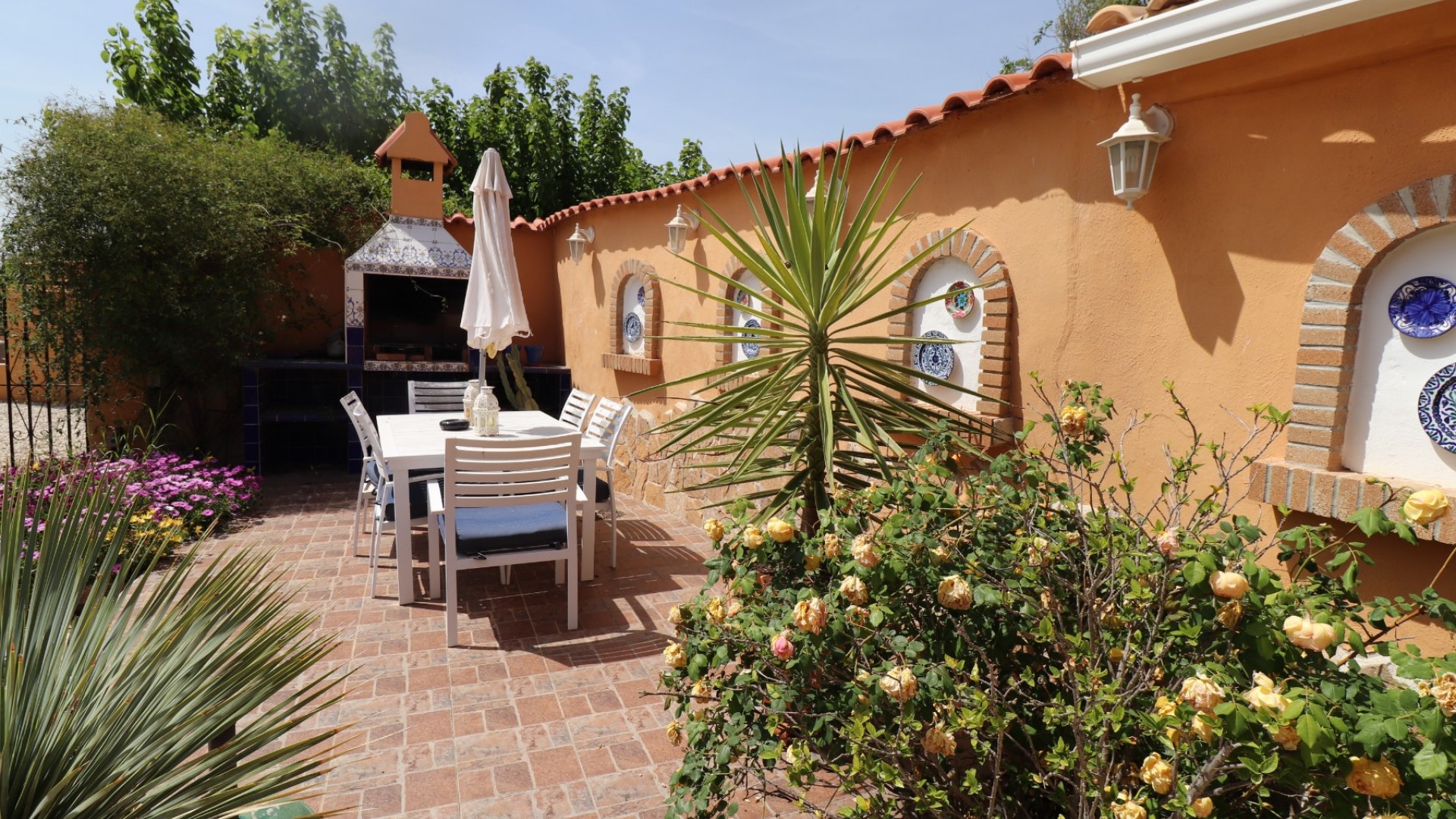 Reventa - Chalets -
Hondón de las Nieves - La Canalosa