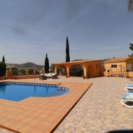 Reventa - Chalets -
Hondón de las Nieves - La Canalosa