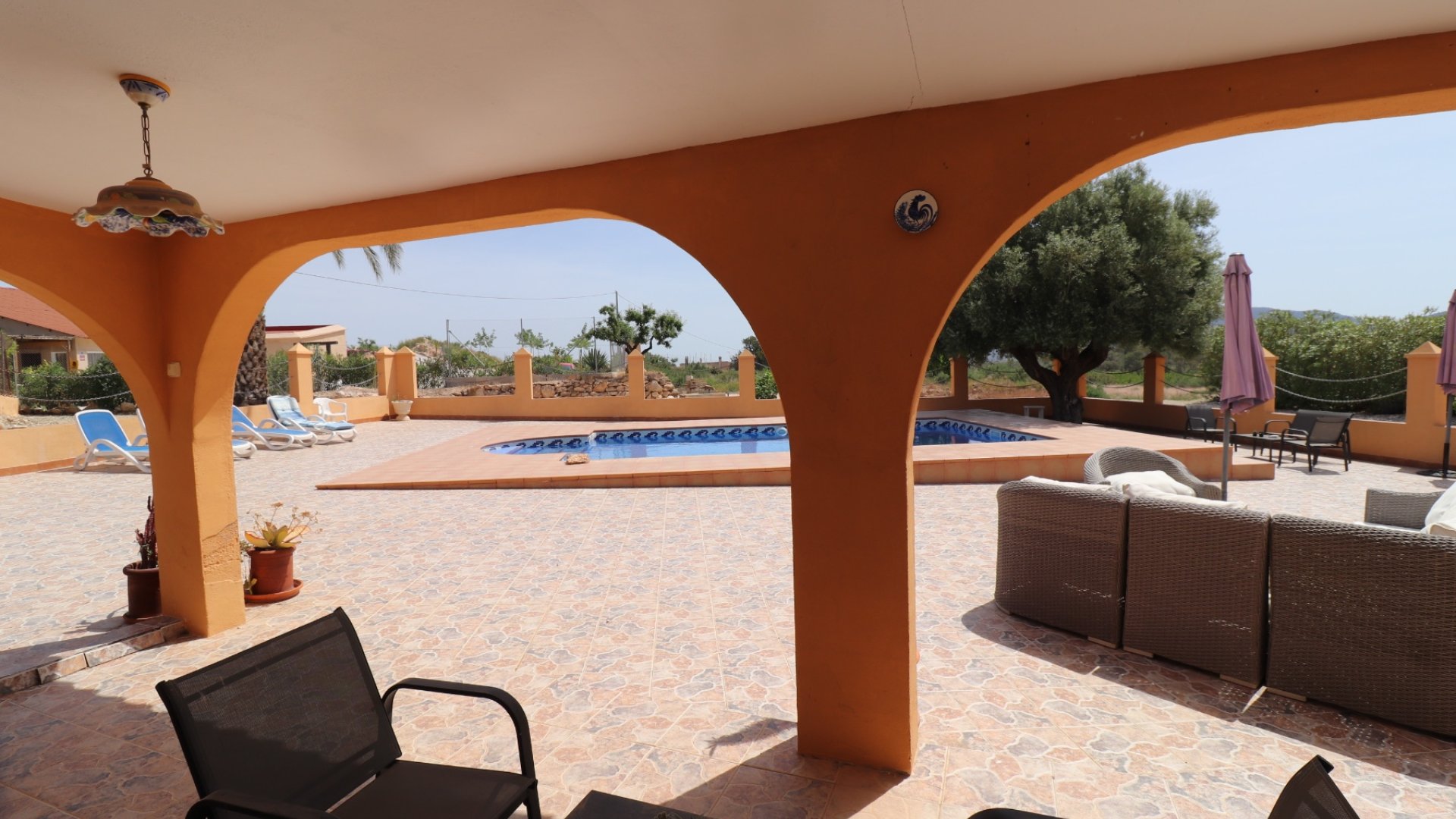 Reventa - Chalets -
Hondón de las Nieves - La Canalosa